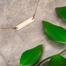 Load image into Gallery viewer, Engraved Silver Bar Chain Necklace